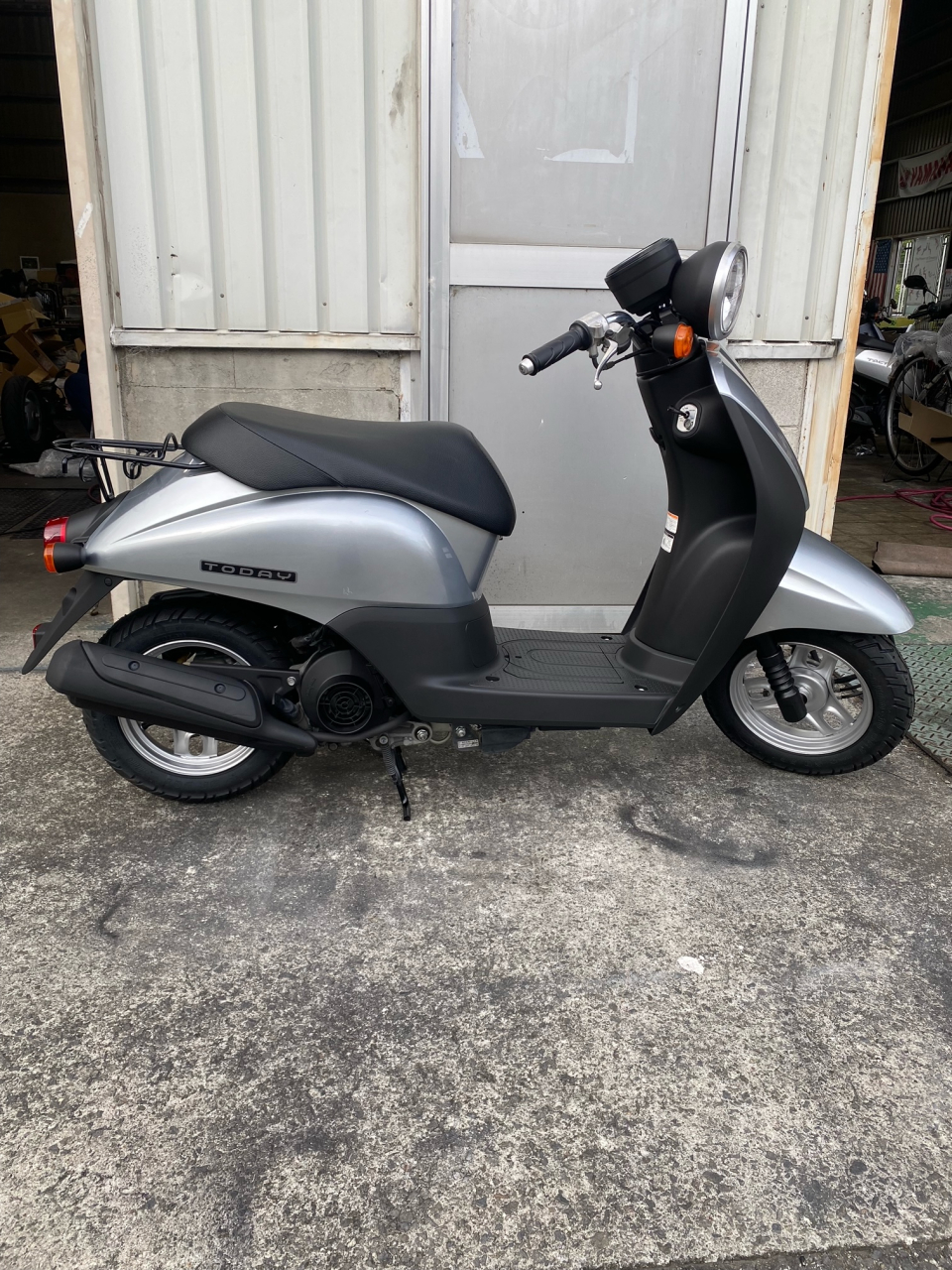 Honda | 新車・厳選中古車 | 有限会社バイクショップ すみれつうわん